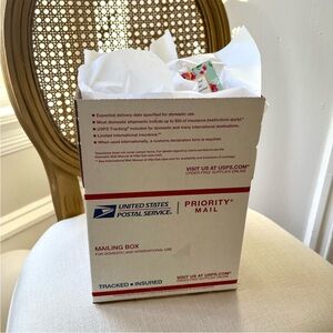 ⚡️MYSTERY BOX⚡️JEWELRY ASSORTMENT Box 1 lb lot of jewelry